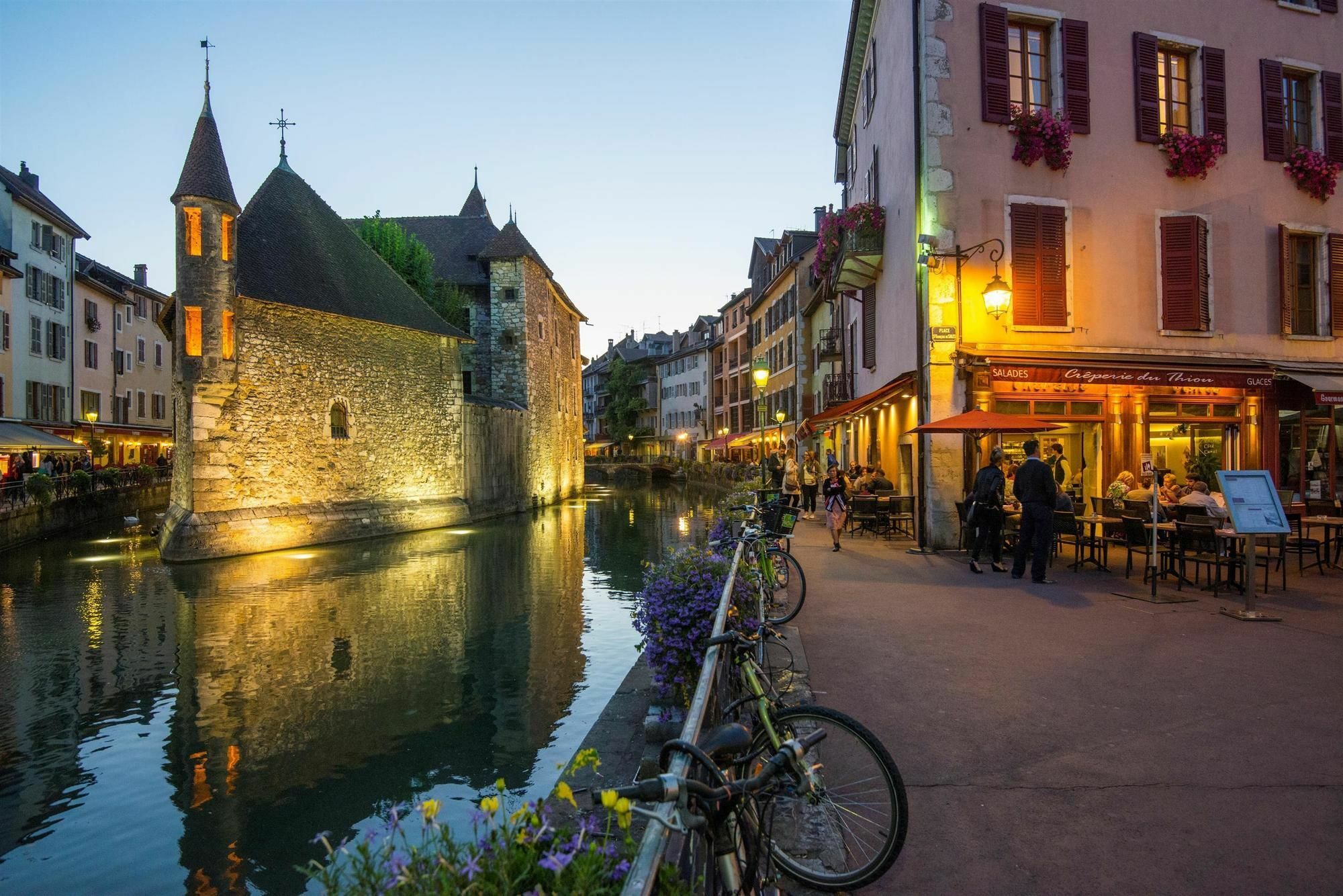 Hotel Campanile Annecy - Cran Gevrier Exteriér fotografie